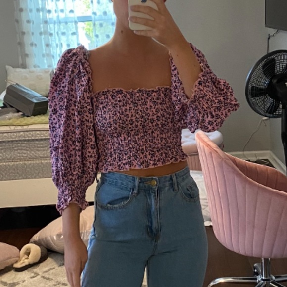 *final sale* Pink Floral Smocked Top With Bell Sleeves - Picture 4 of 4